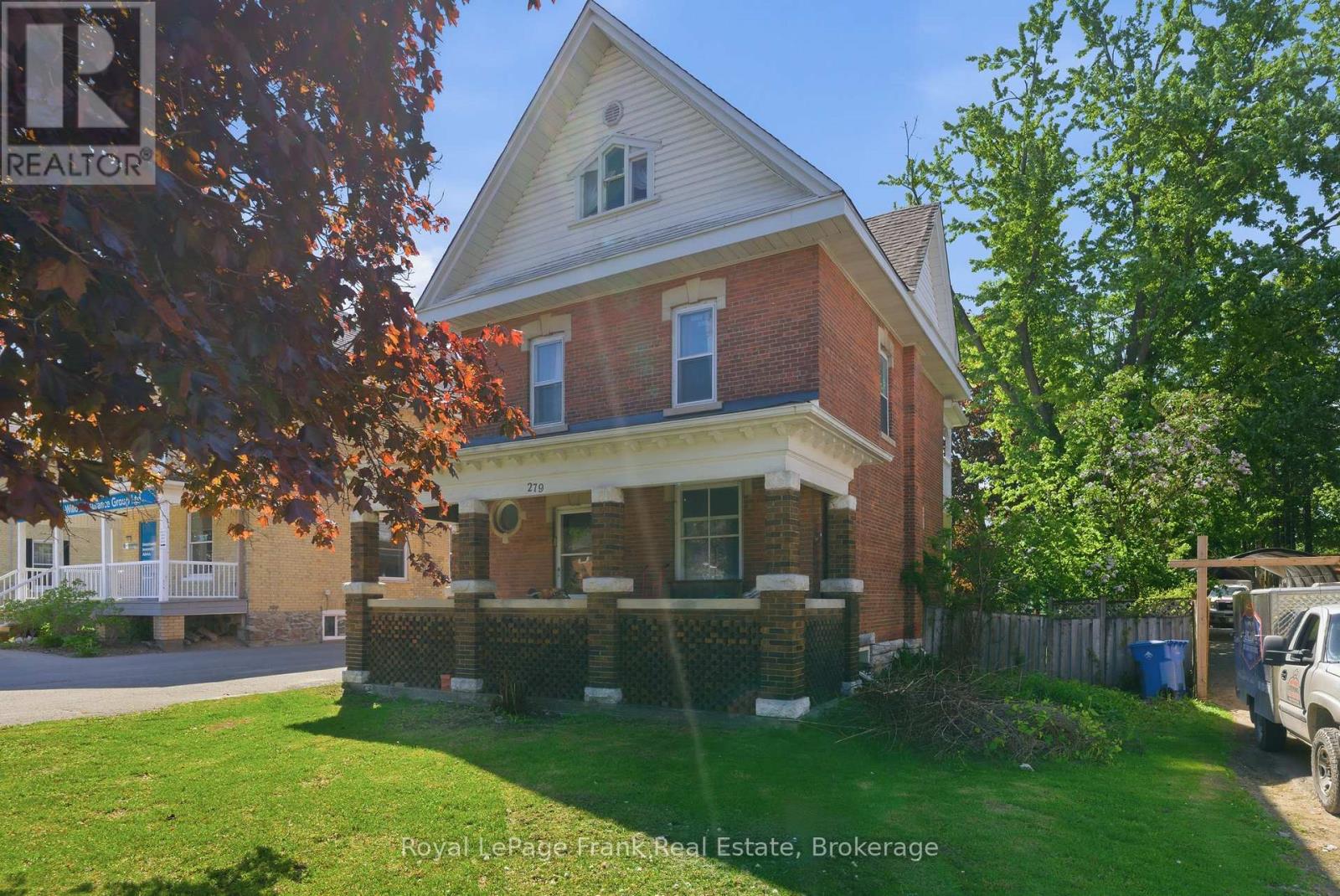 279 Kent Street W Property Photo 6