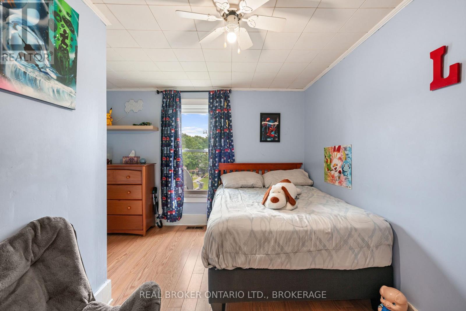9 Spruce Street Property Photo 16
