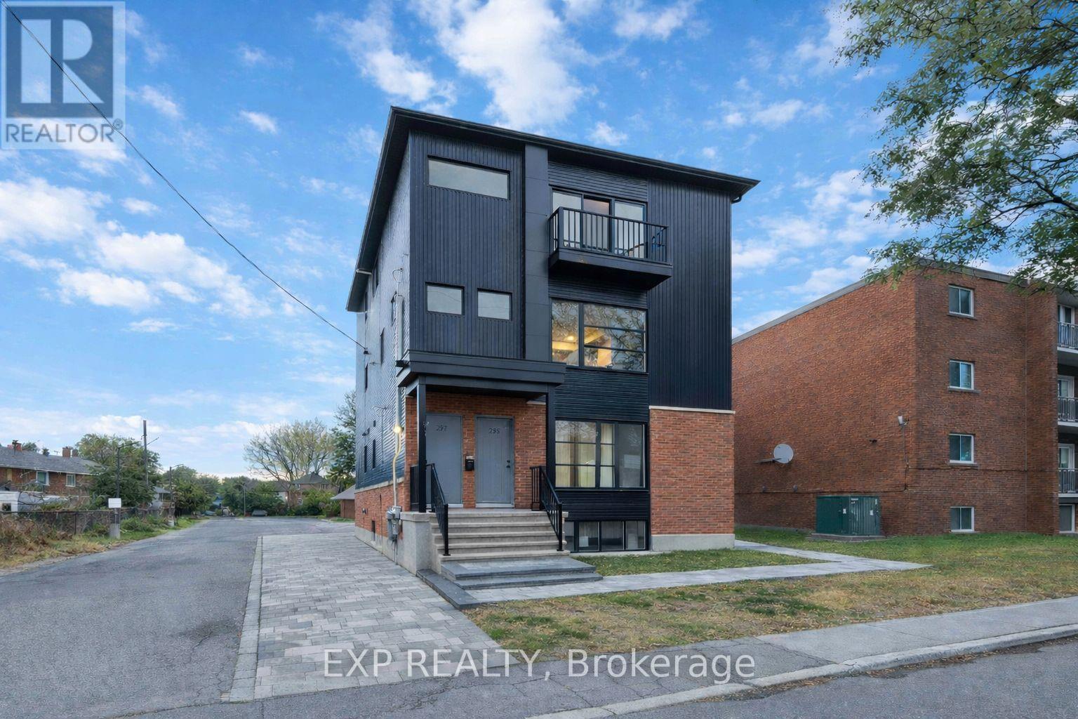 255 PRESLAND ROAD