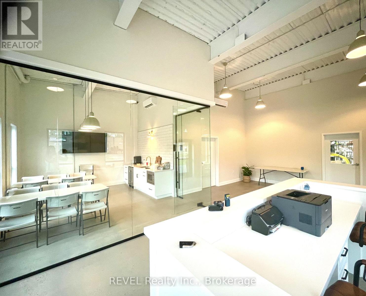 8455 Stanley Avenue Property Photo 7
