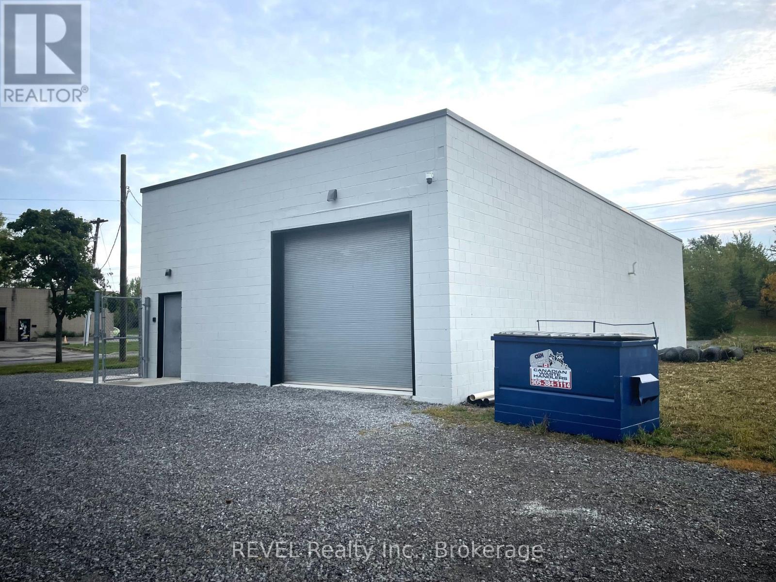 8455 Stanley Avenue Property Photo 14