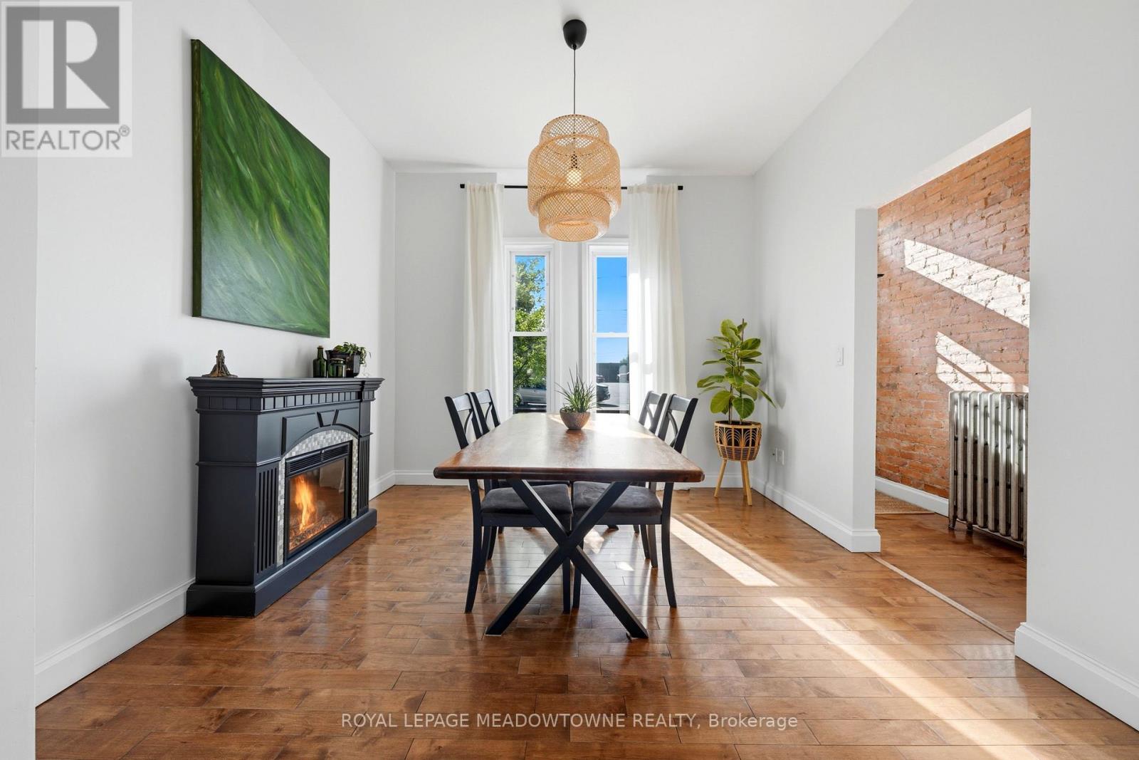 29 Railway Street Property Photo 8