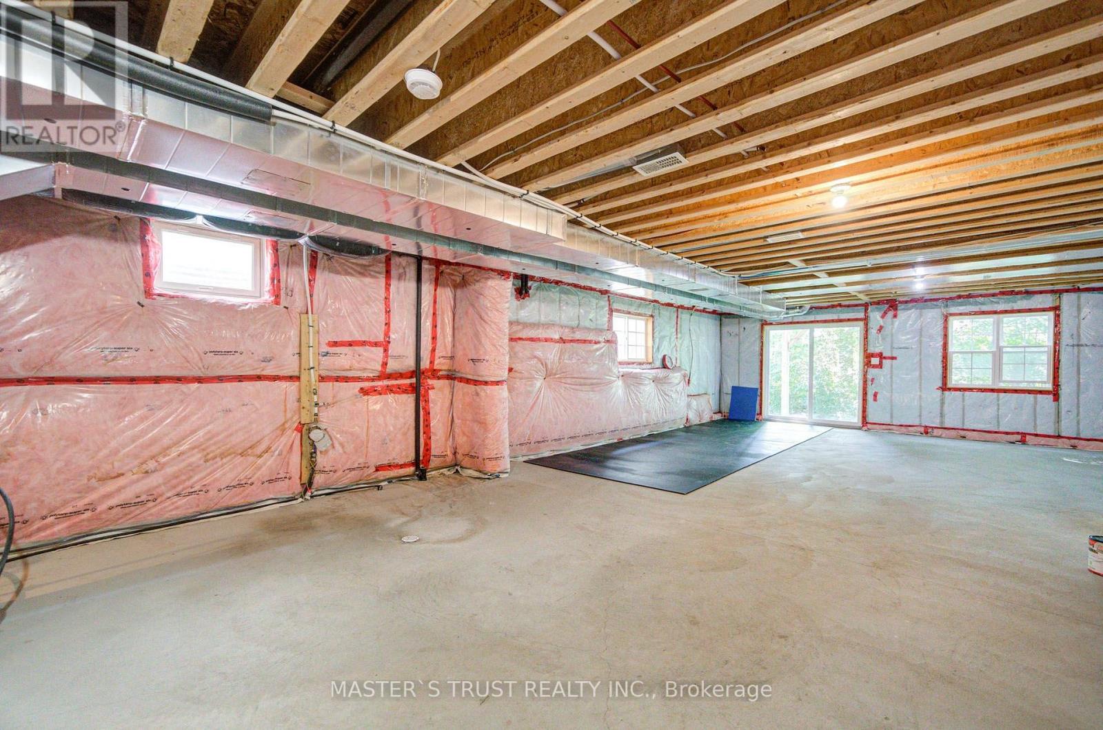 569 Grange Way Property Photo 17