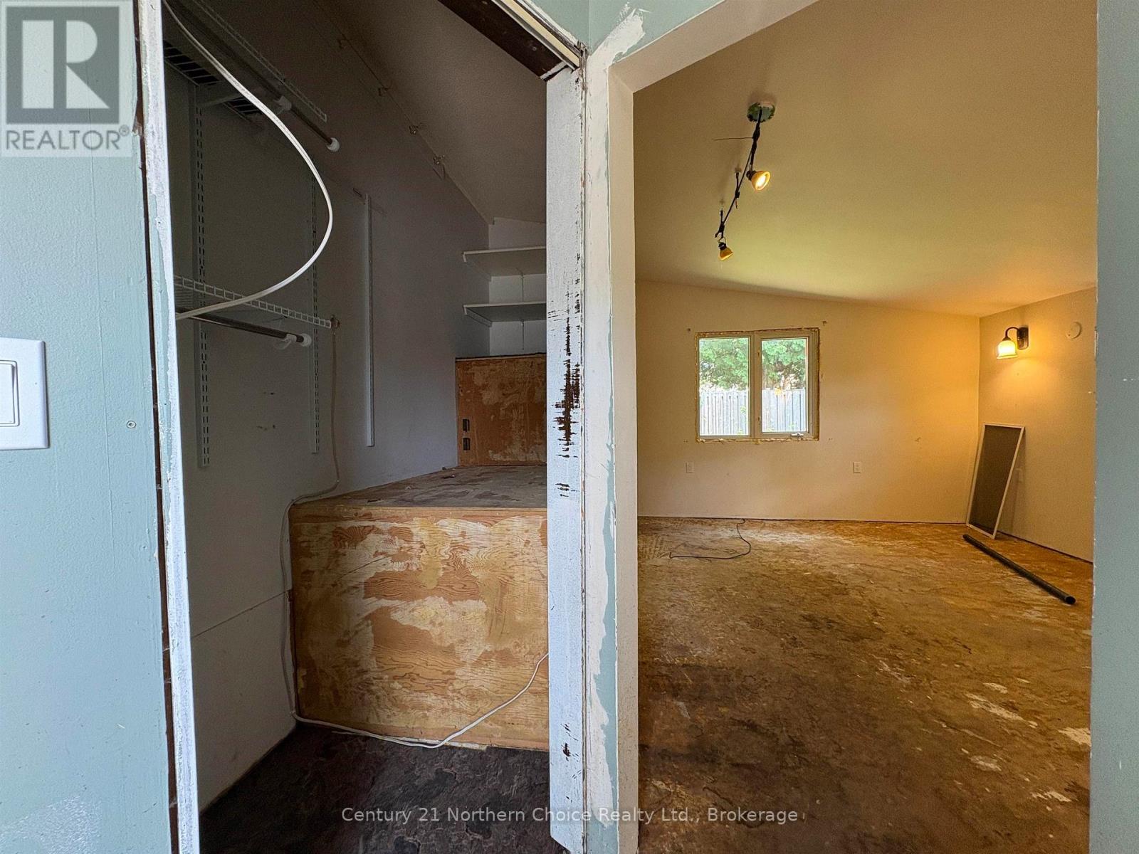 808 Portage Avenue Property Photo 16