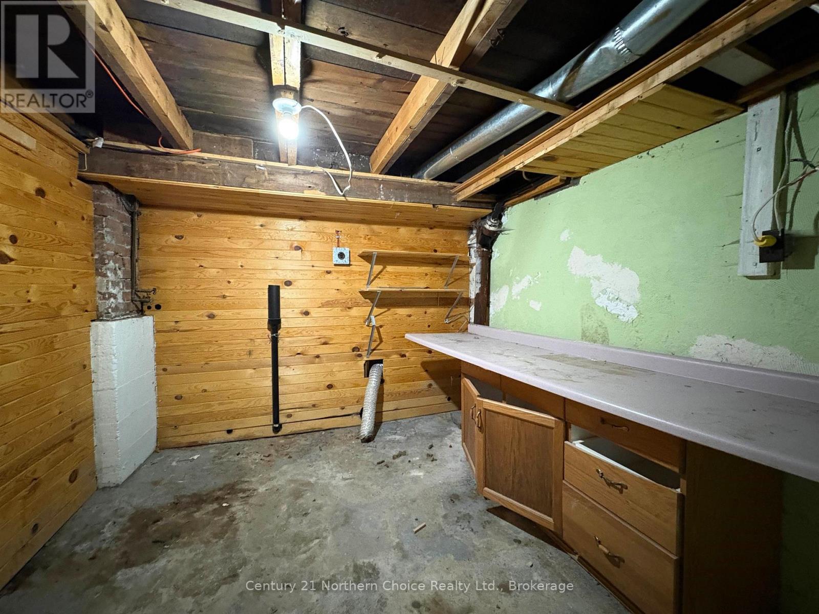 808 Portage Avenue Property Photo 21