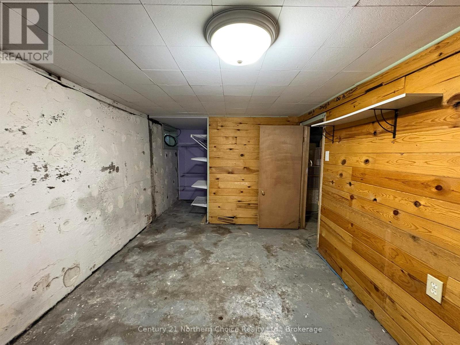 808 Portage Avenue Property Photo 26