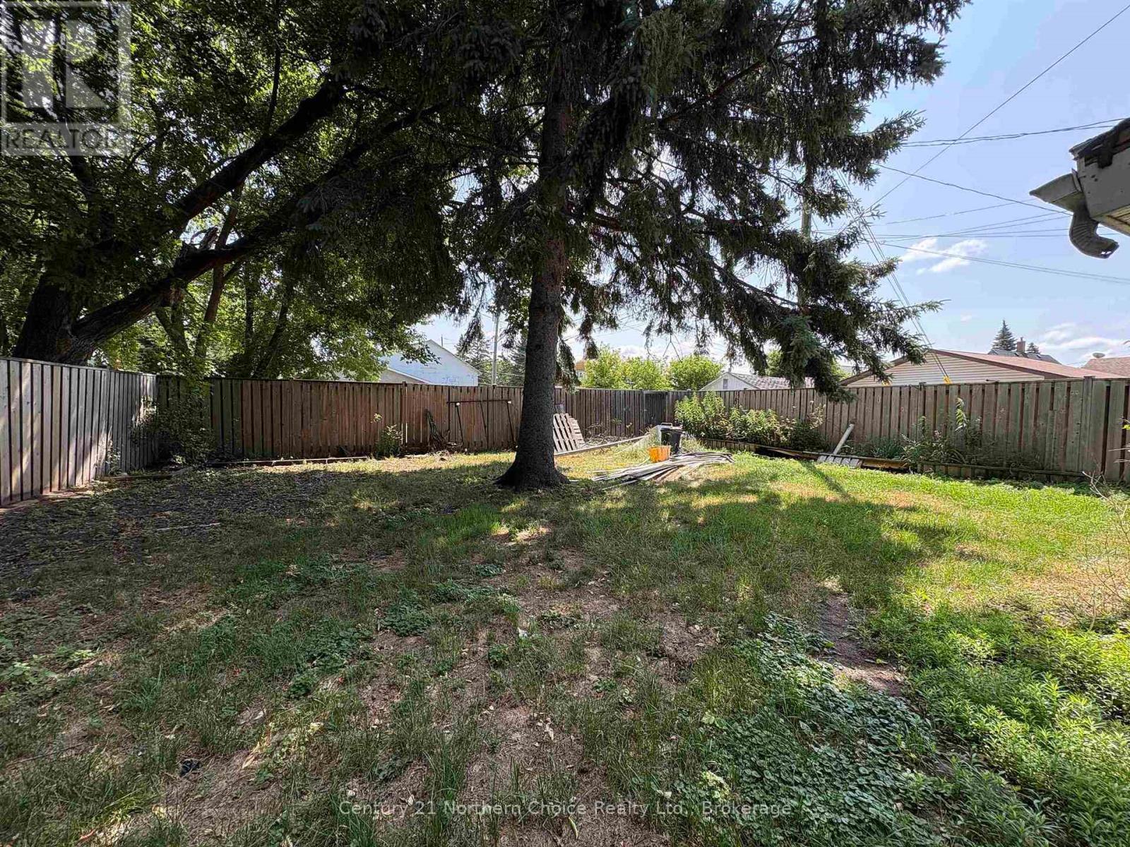 808 Portage Avenue Property Photo 31