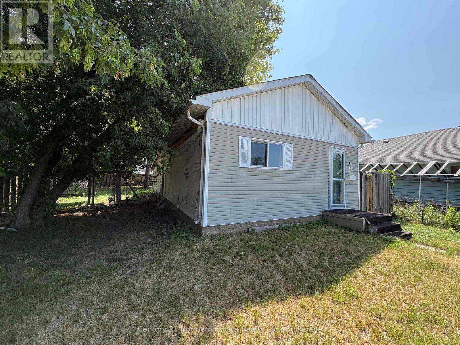 808 Portage Avenue Property Photo 32