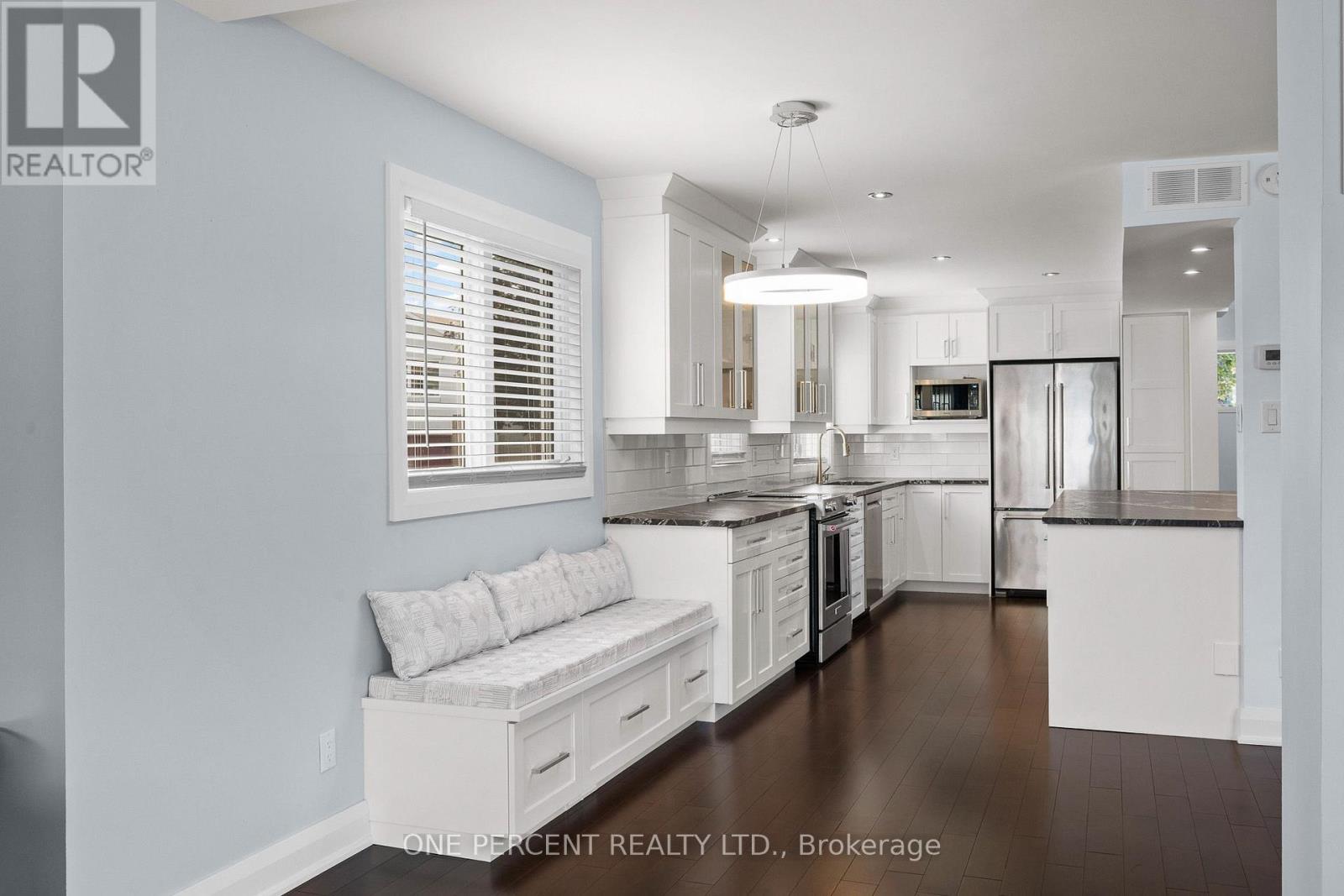 8 Rastila Crescent Property Photo 11