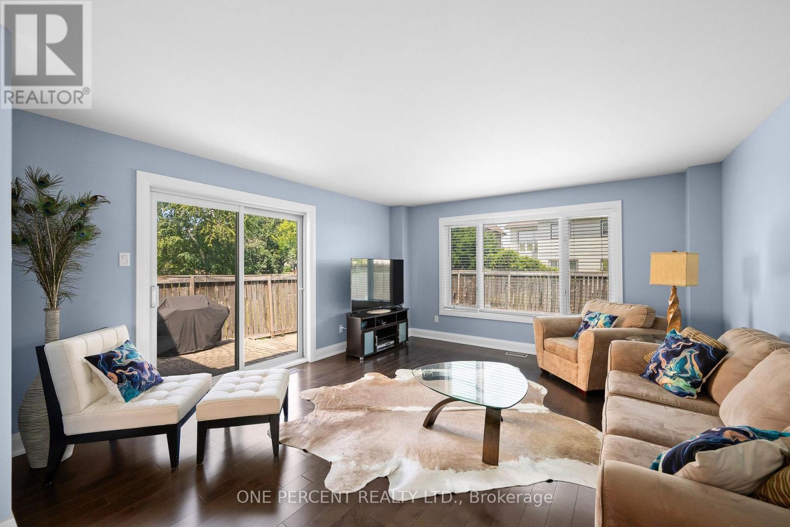 8 Rastila Crescent Property Photo 16