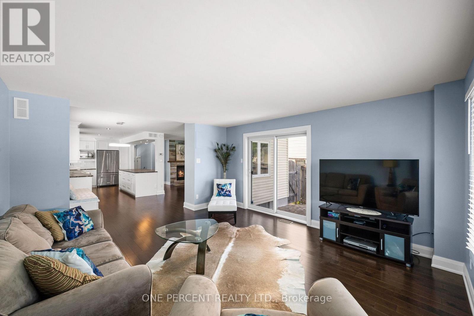 8 Rastila Crescent Property Photo 17