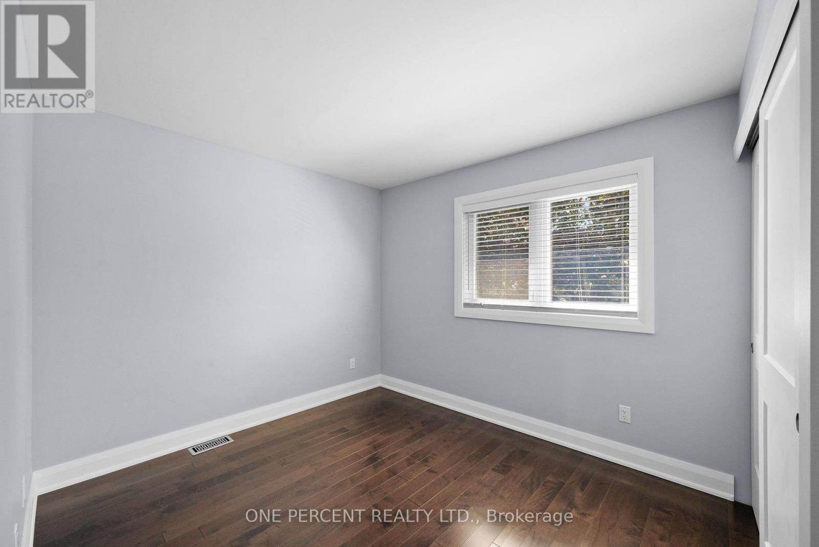 8 Rastila Crescent Property Photo 31