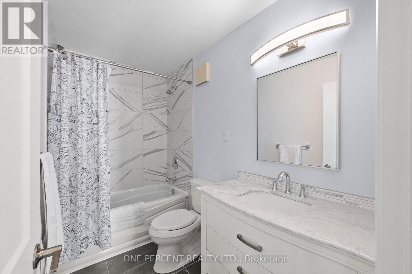 8 Rastila Crescent Property Photo 32