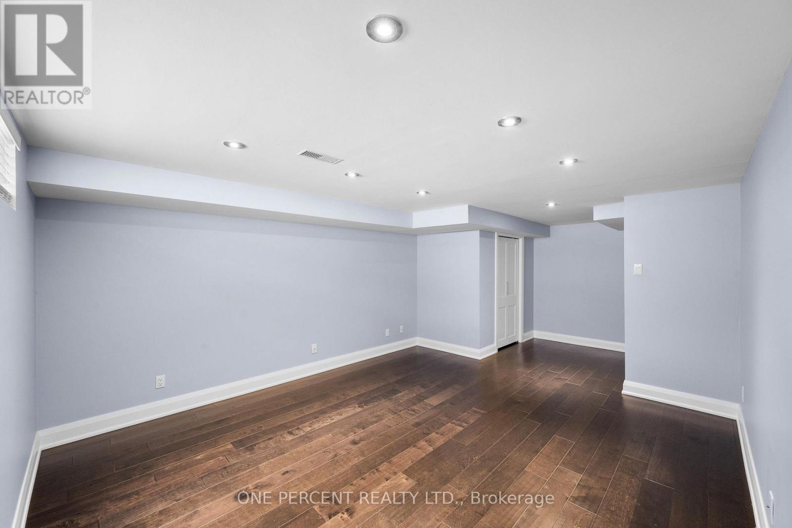 8 Rastila Crescent Property Photo 37