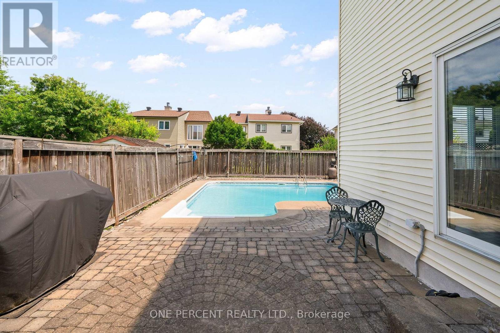 8 Rastila Crescent Property Photo 38