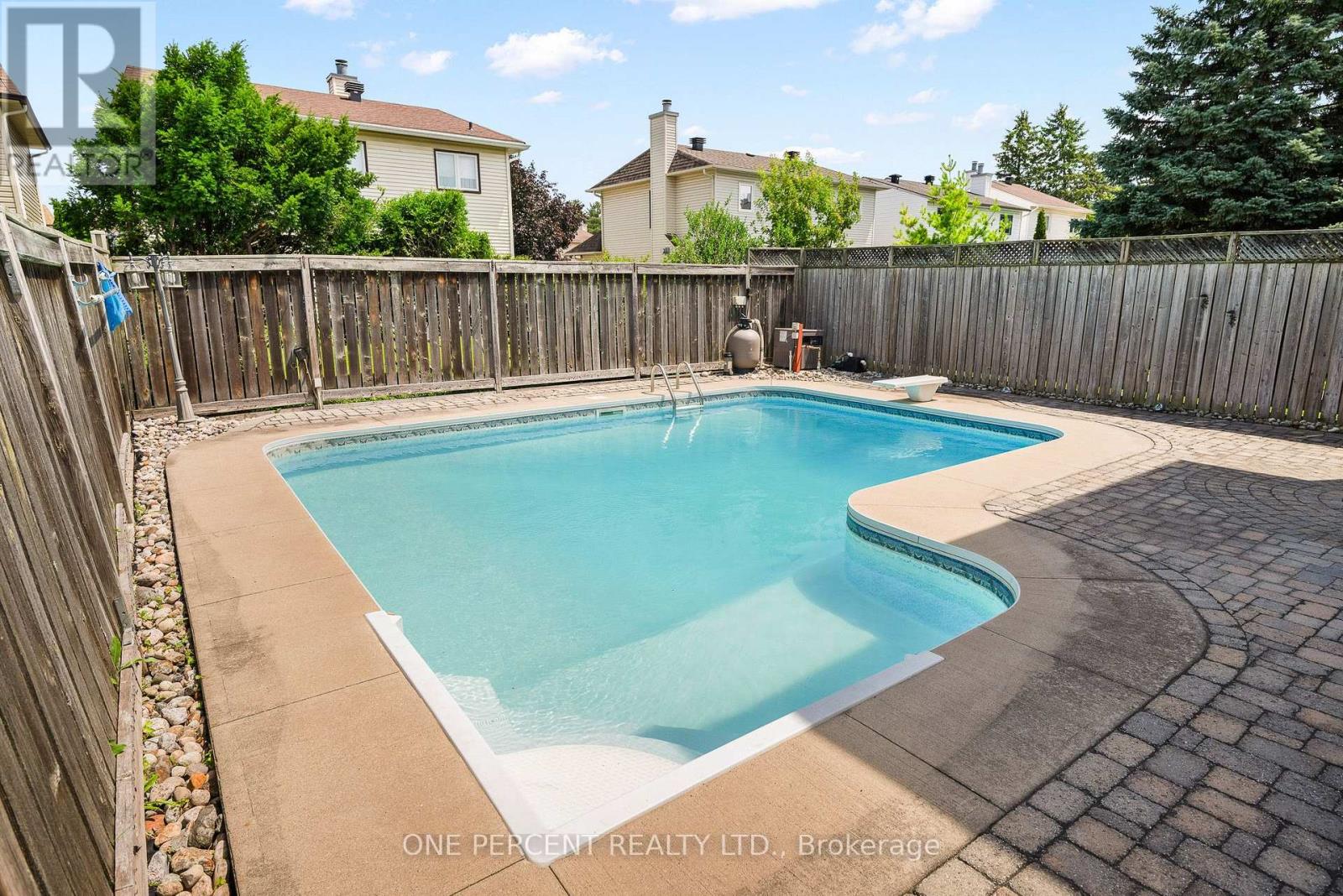 8 Rastila Crescent Property Photo 40