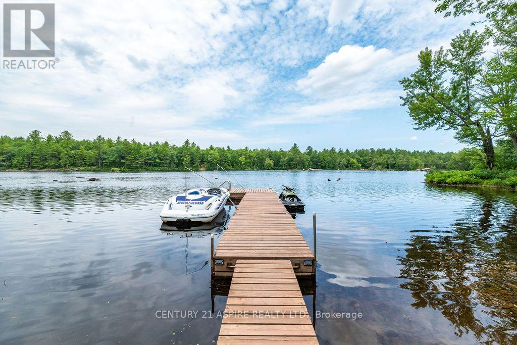 978 Rantz Road Property Photo 8
