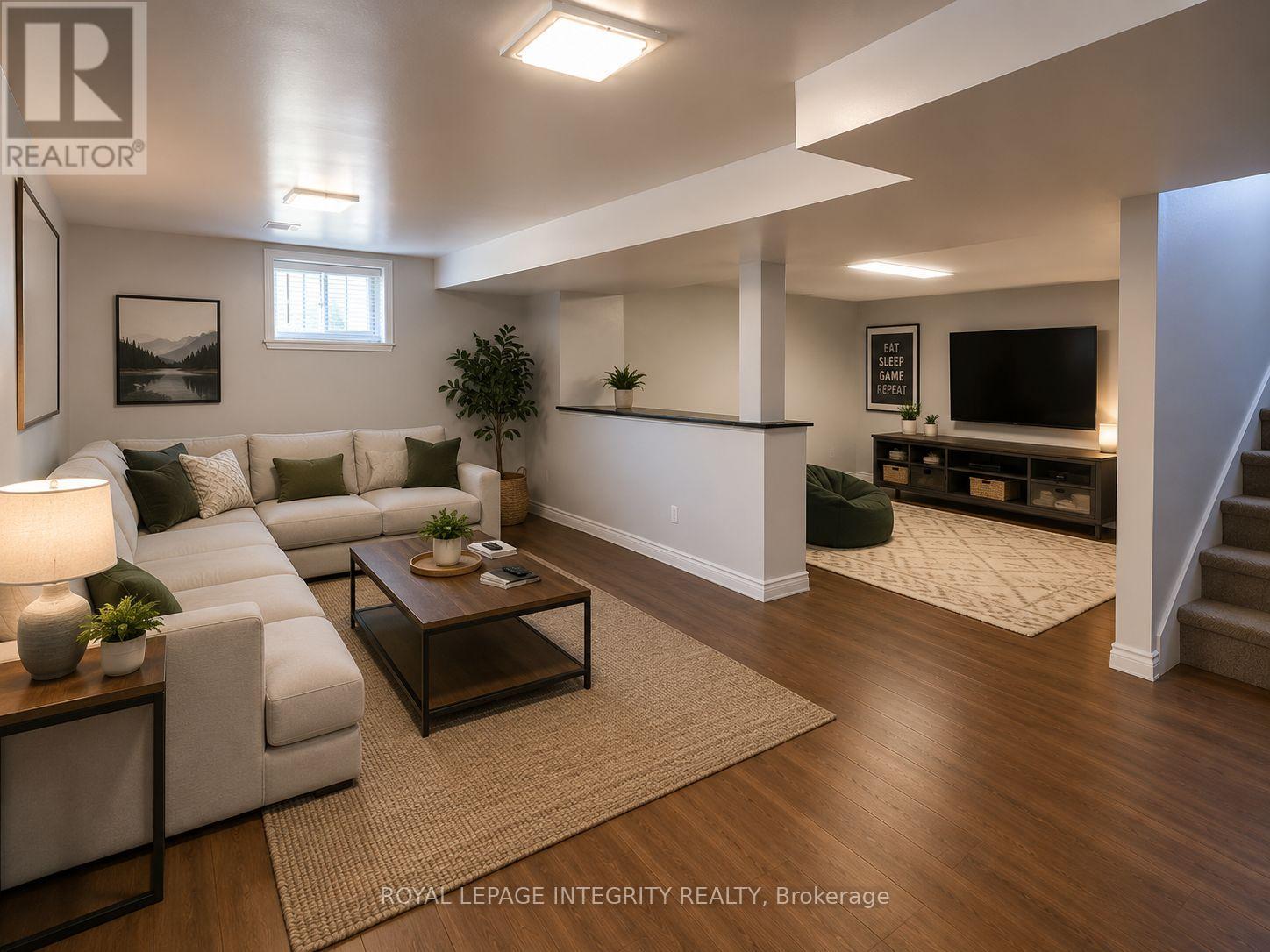 607 12th Street E Property Photo 18