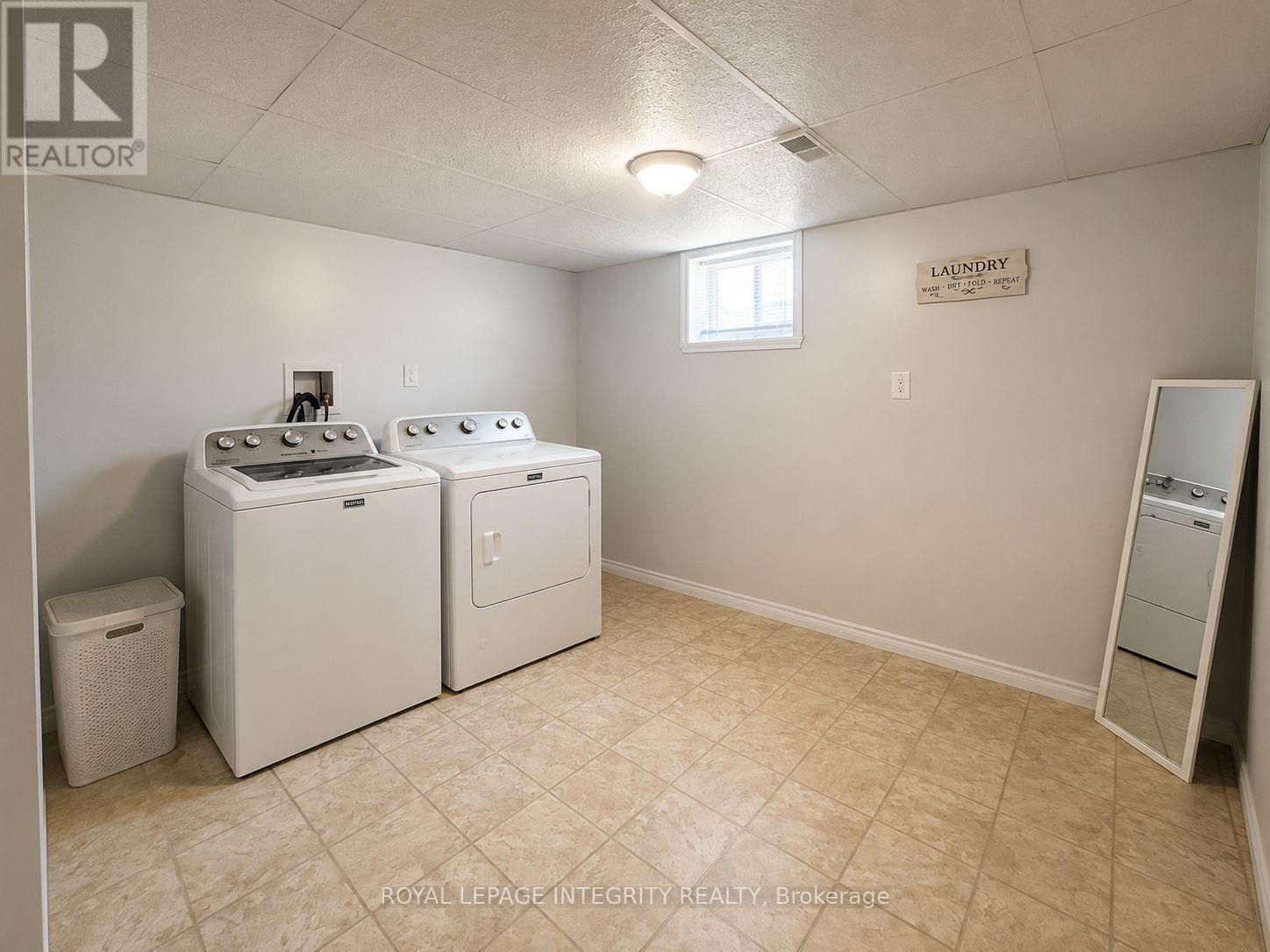 607 12th Street E Property Photo 20
