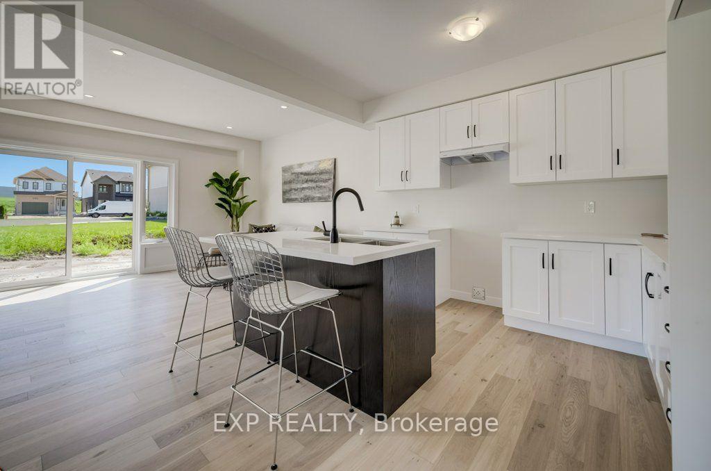 1928 Dunkirk Avenue Property Photo 13