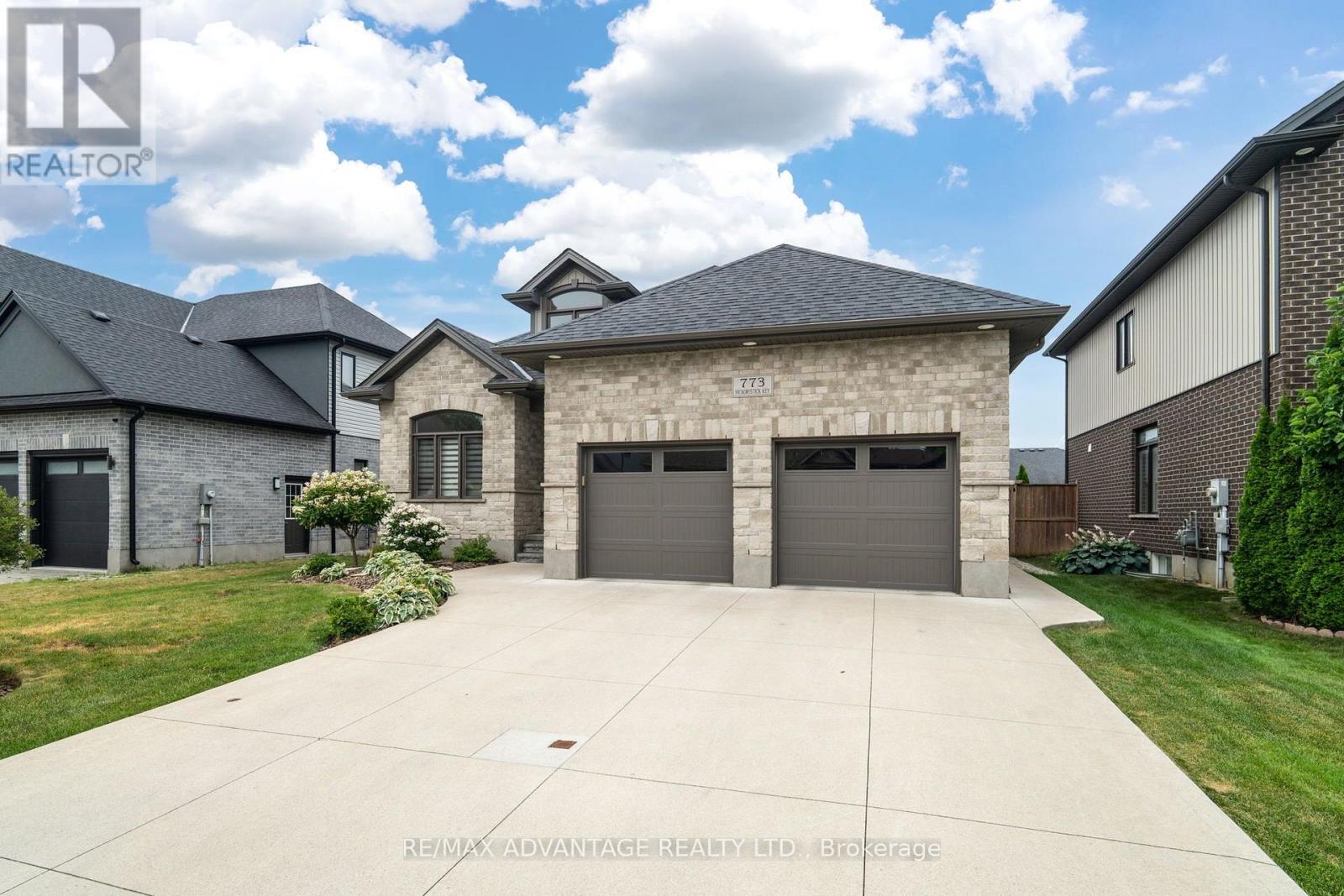 773 Hickorystick Key Property Photo 3