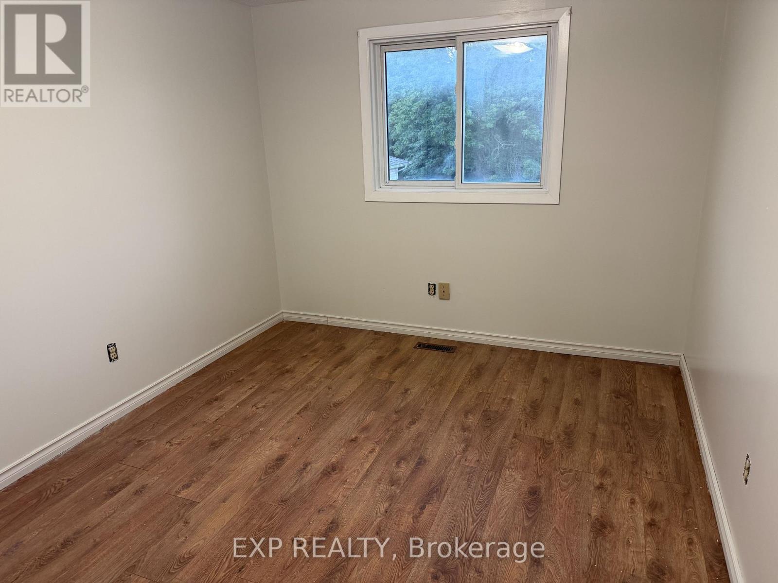 22 - 490 Third Street Property Photo 6