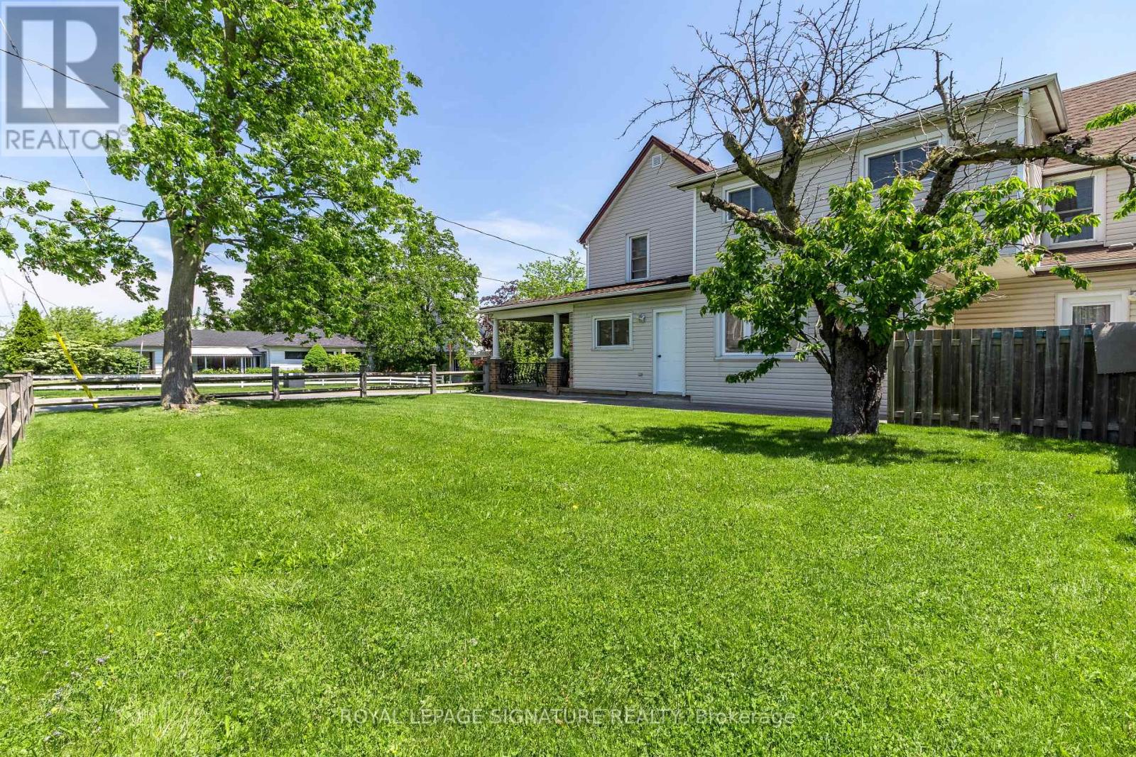 23 Sullivan Avenue Property Photo 4