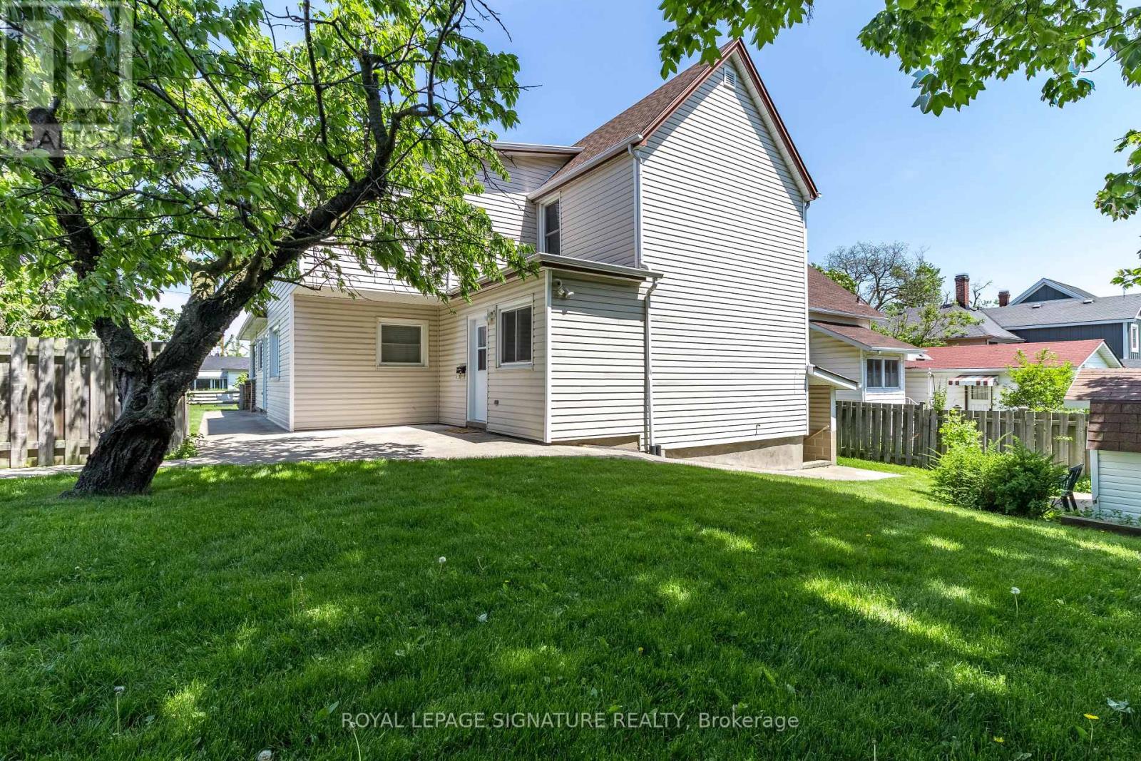23 Sullivan Avenue Property Photo 22