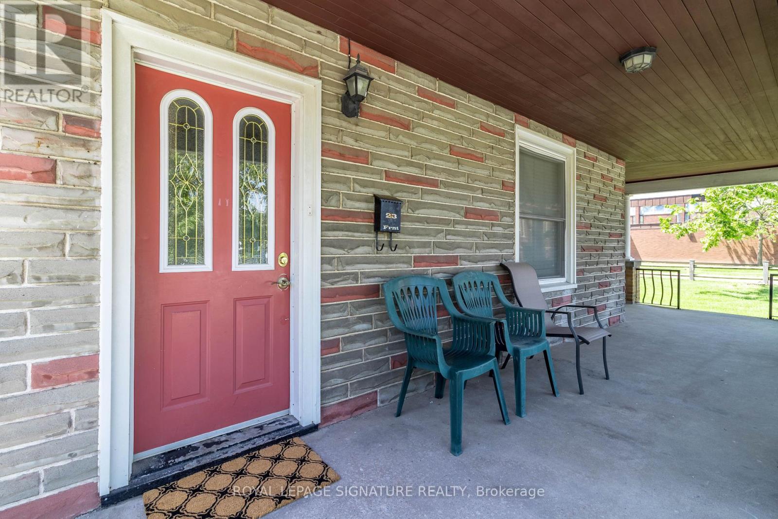 23 Sullivan Avenue Property Photo 25