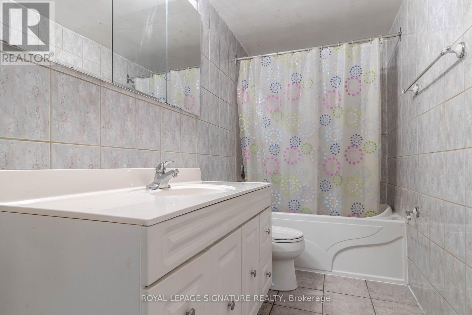 23 Sullivan Avenue Property Photo 36