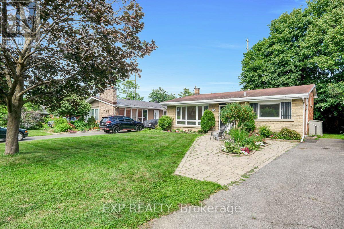 1473 Chomley Crescent Property Photo 4