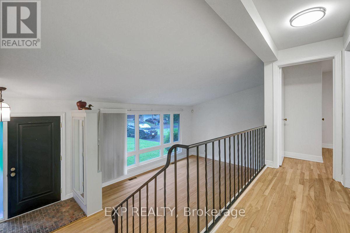 1473 Chomley Crescent Property Photo 25
