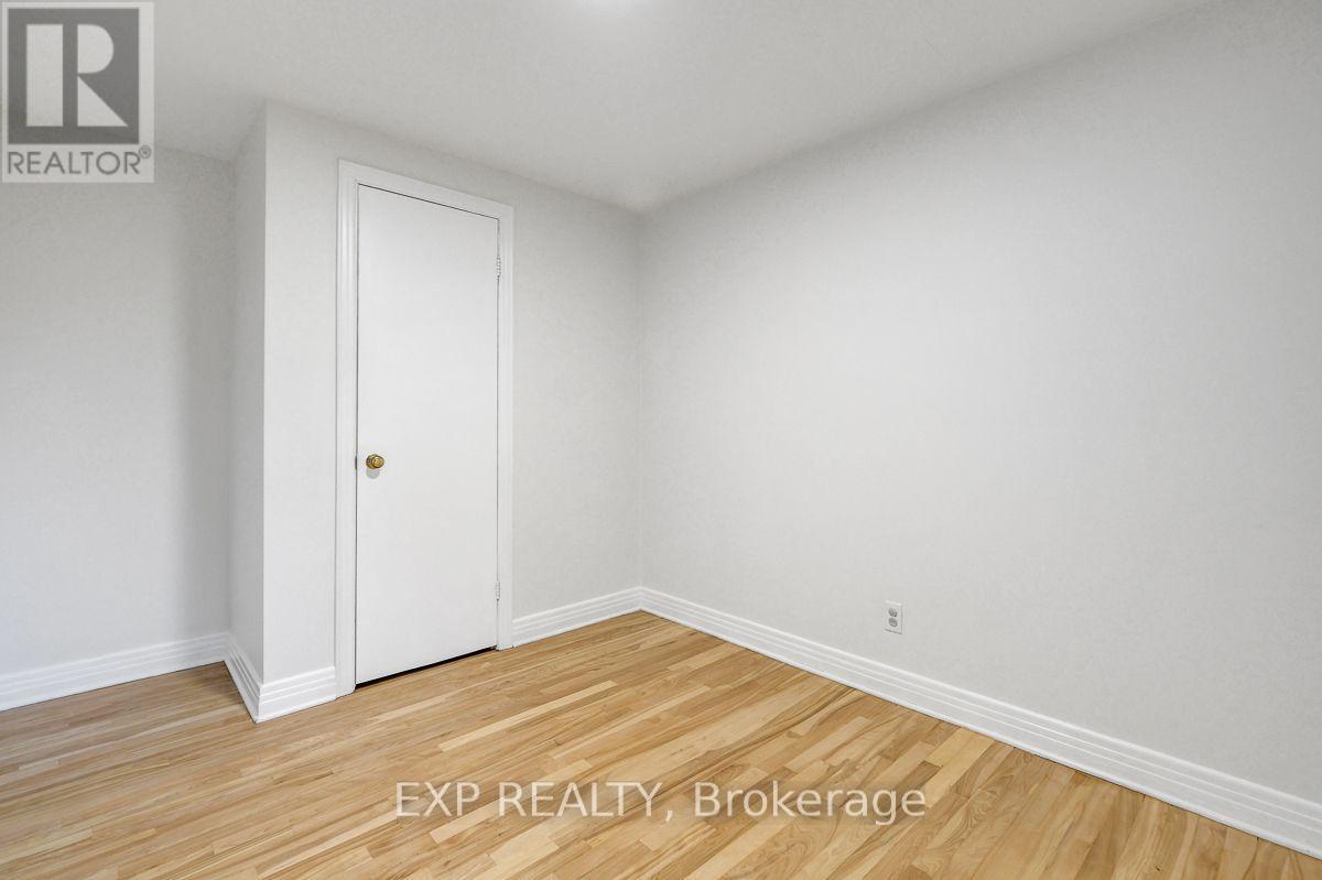 1473 Chomley Crescent Property Photo 32