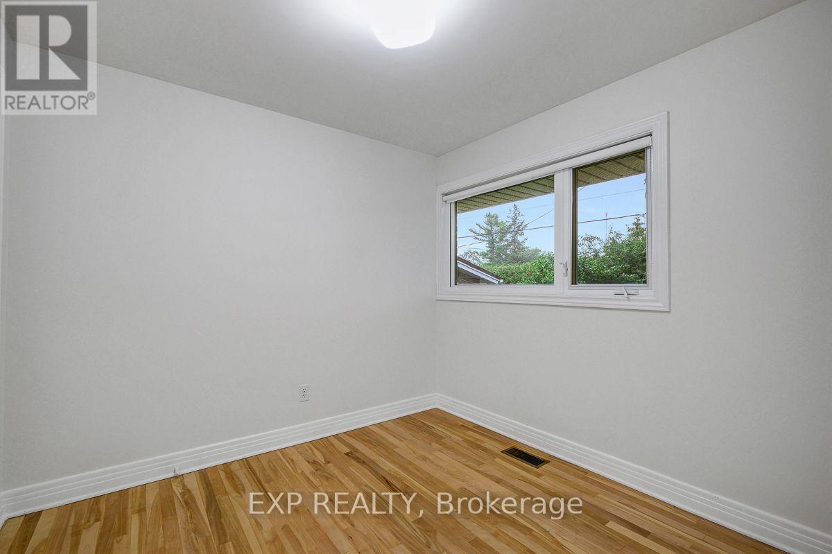1473 Chomley Crescent Property Photo 33