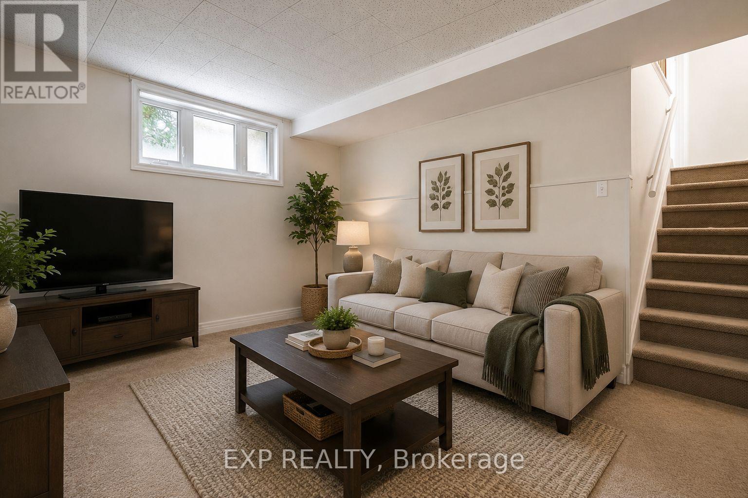 1473 Chomley Crescent Property Photo 36