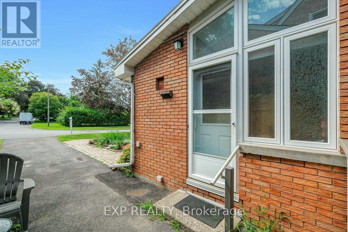 1473 Chomley Crescent Property Photo 40