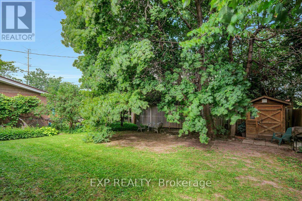 1473 Chomley Crescent Property Photo 44