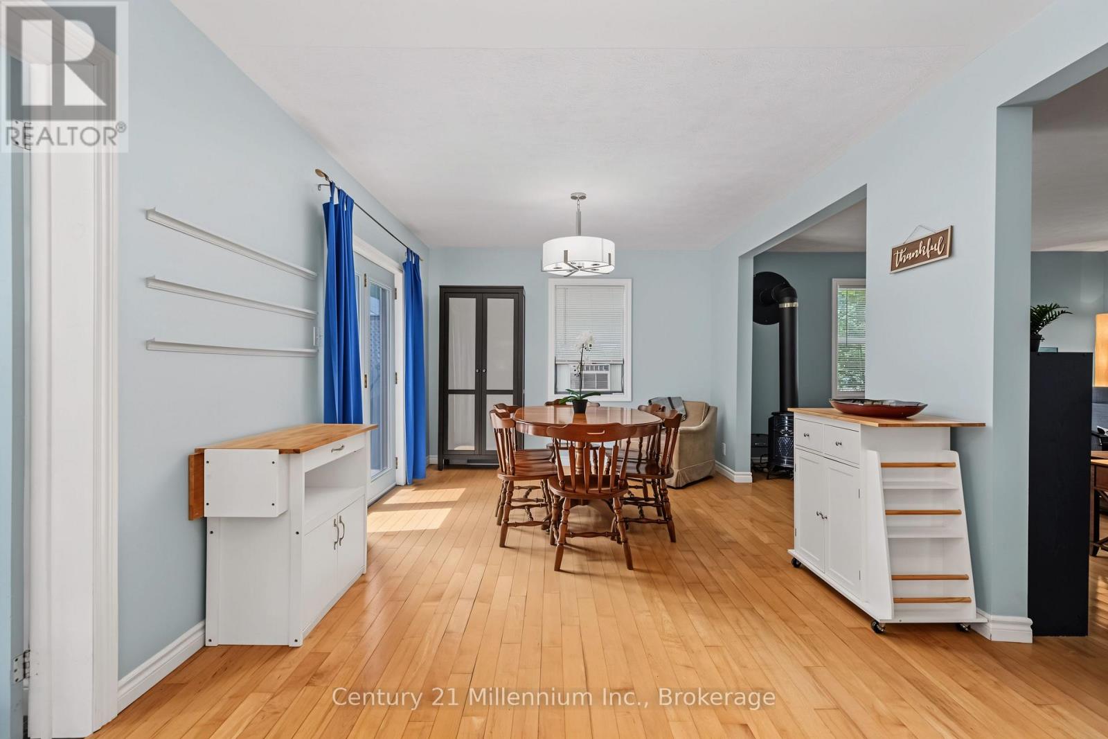 355 Spence Street Property Photo 13