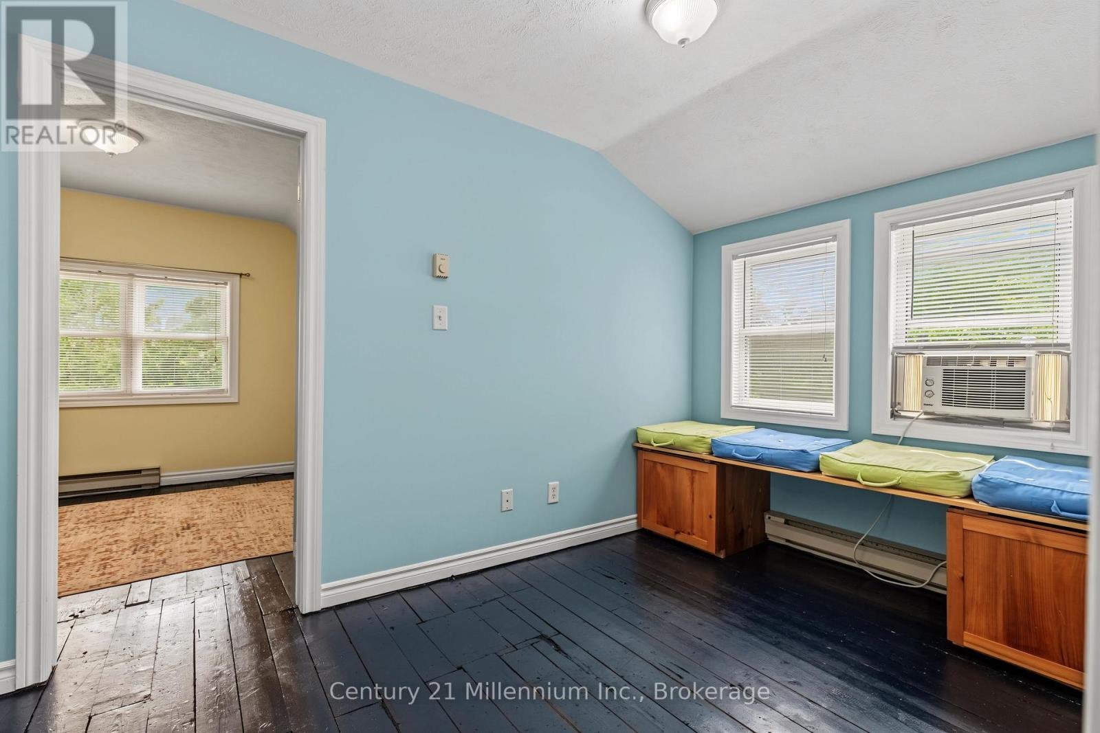355 Spence Street Property Photo 26