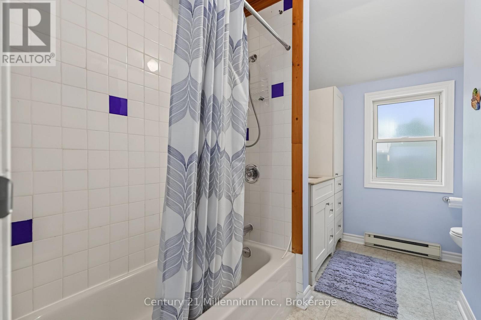 355 Spence Street Property Photo 33
