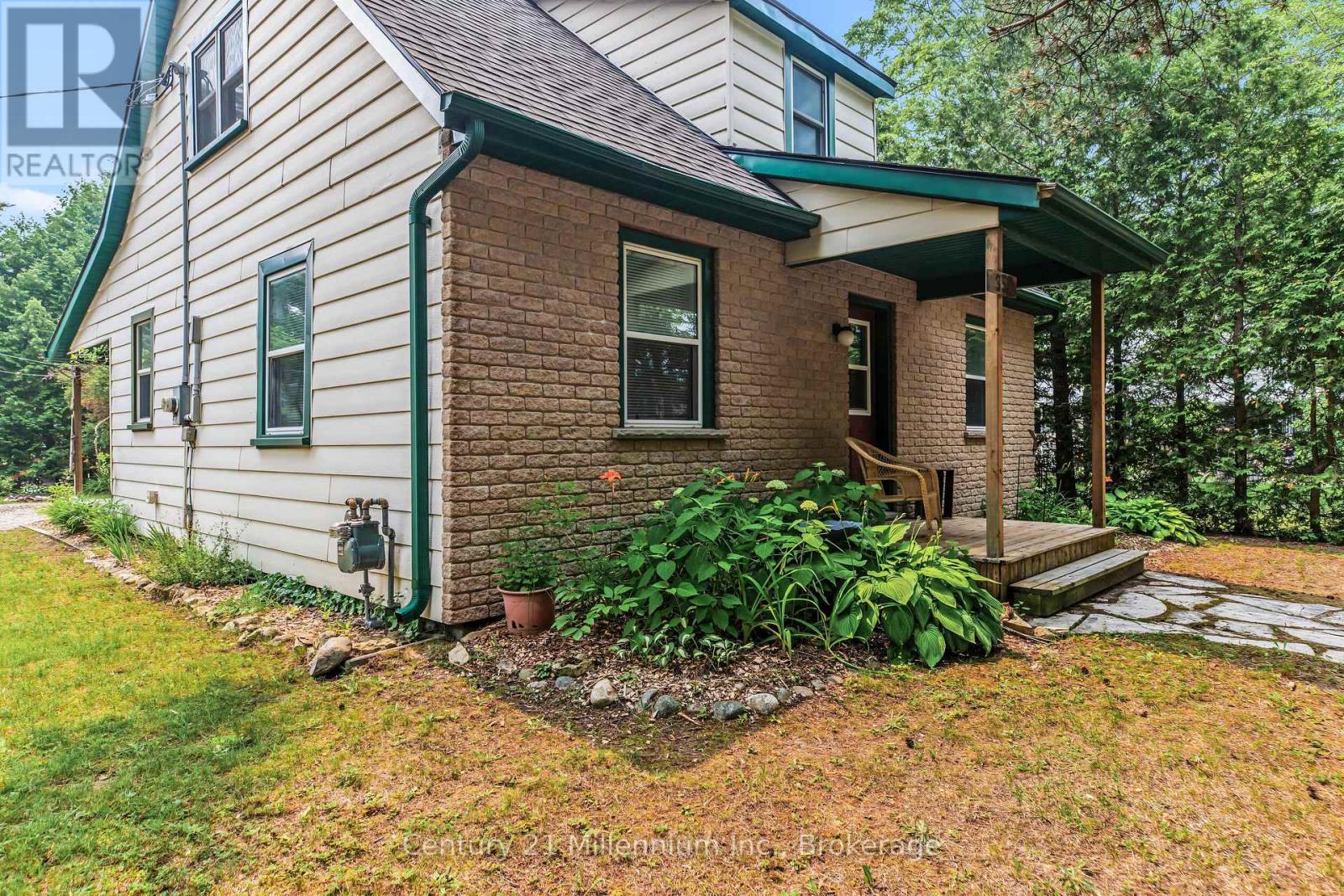 355 Spence Street Property Photo 42