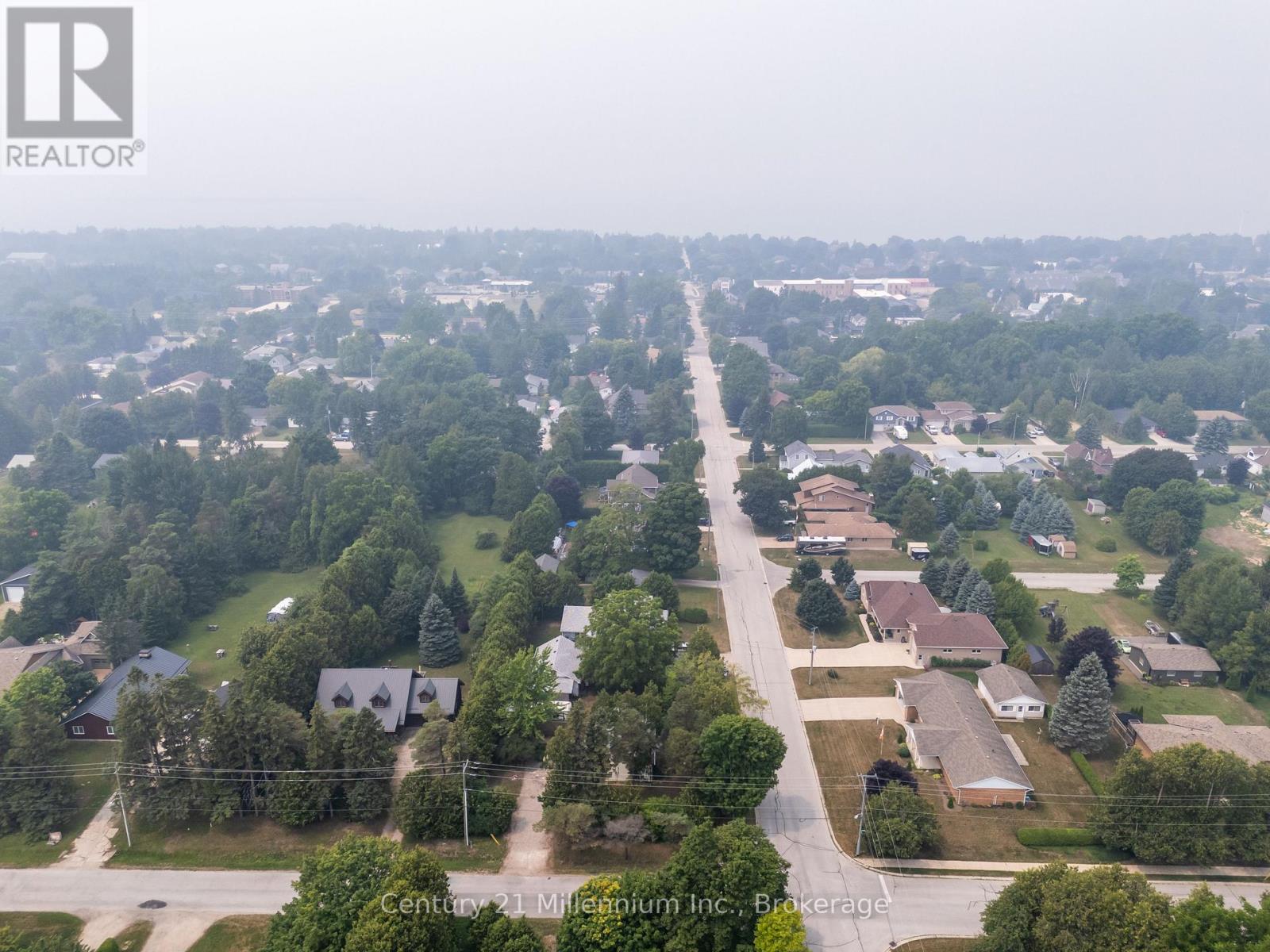 355 Spence Street Property Photo 44