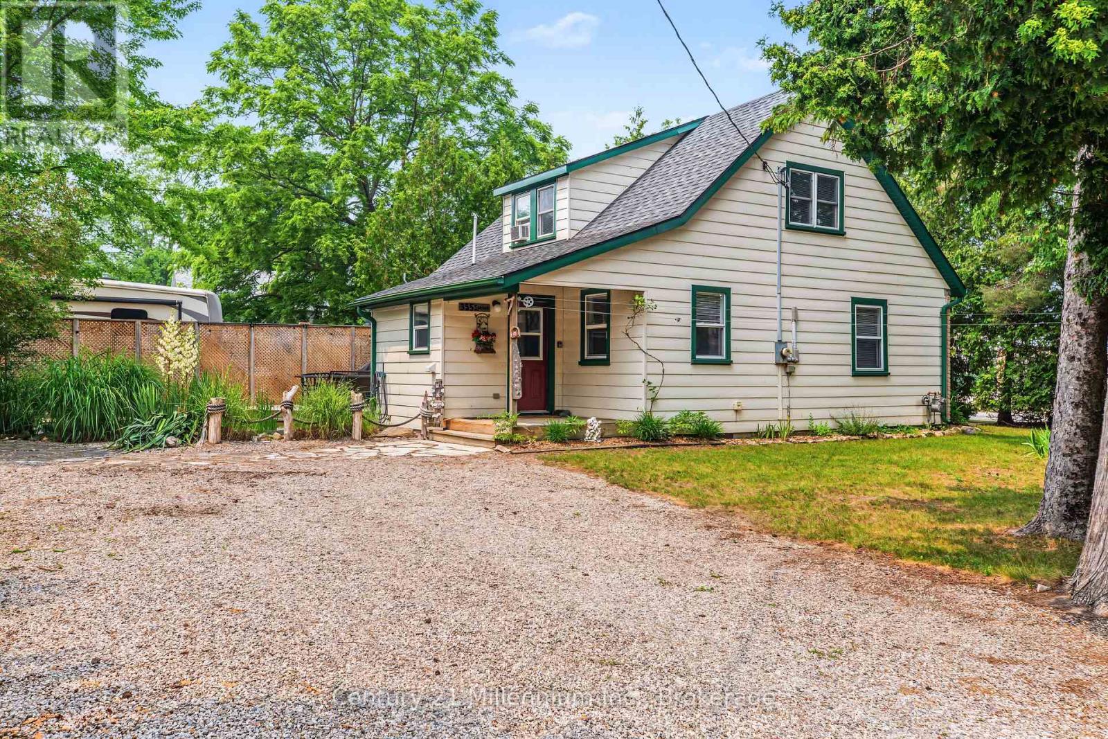 355 Spence Street Property Photo 46