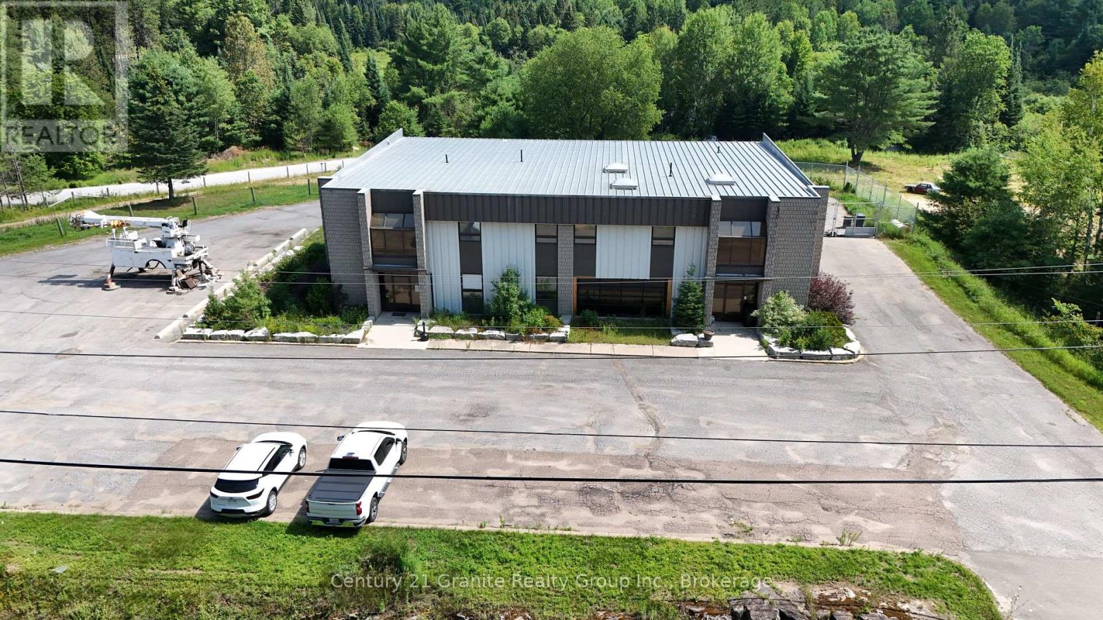 27578 Highway 62 S Property Photo 1