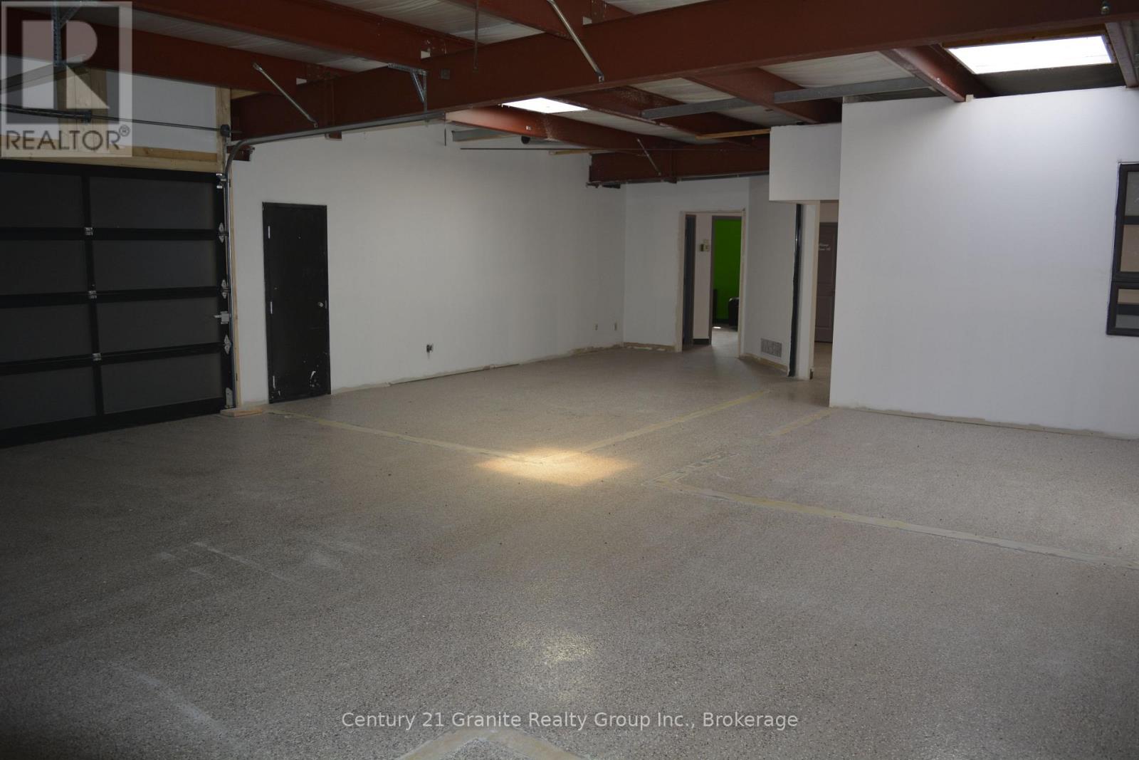 27578 Highway 62 S Property Photo 30