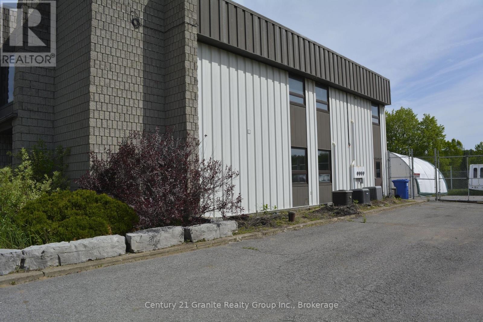 27578 Highway 62 S Property Photo 35