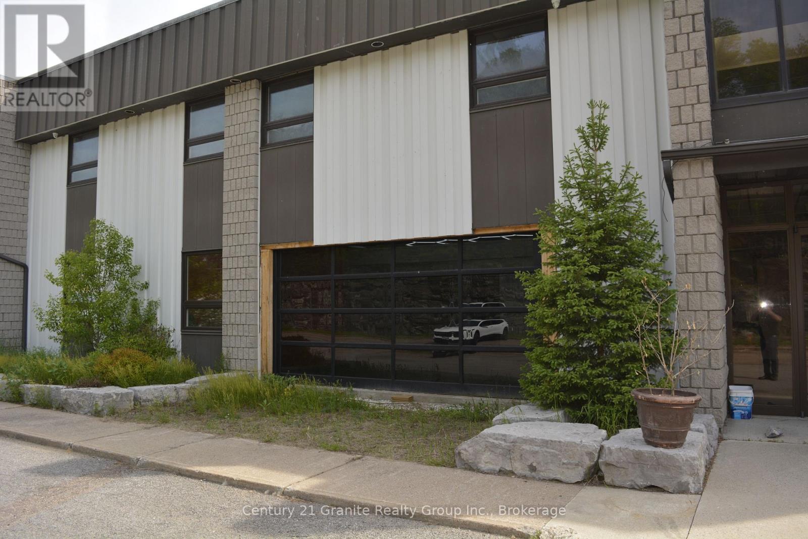 27578 Highway 62 S Property Photo 38