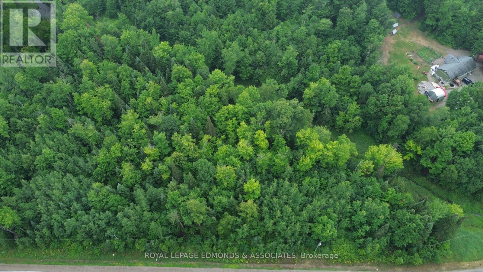 650 Westmeath Road Property Photo 6