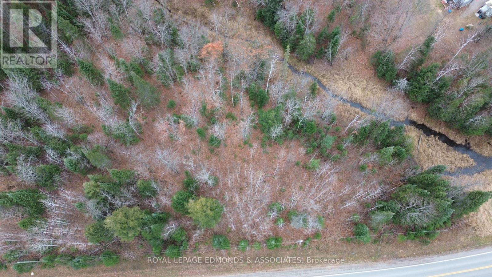 650 Westmeath Road Property Photo 14