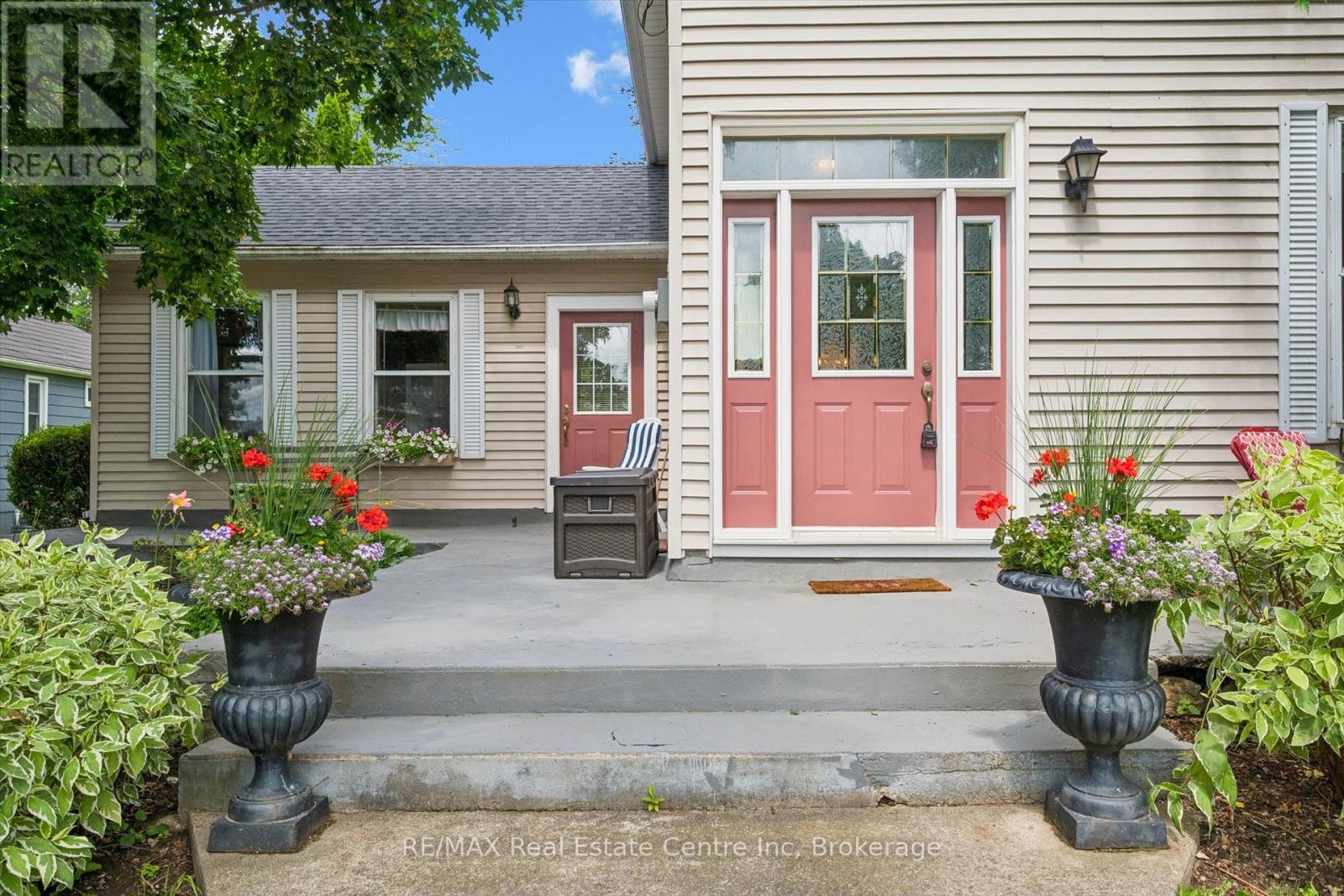 25 Badenoch Street Property Photo 2